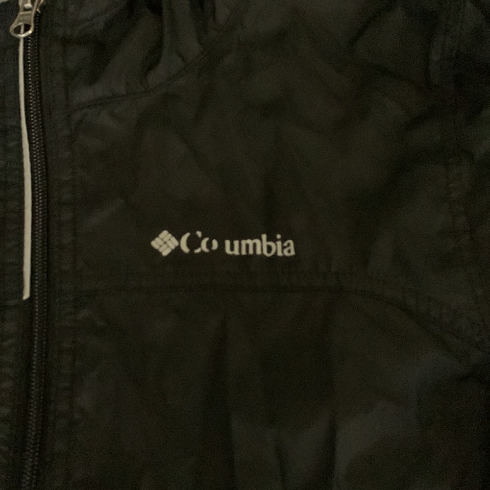 Columbia rain jacket - Picture 2 of 8